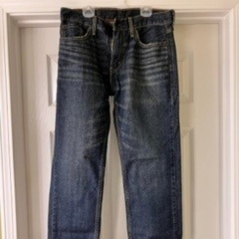 NEW Levi's 30 x 32 559 relaxed straight, brand new w/o tags, never worn jeans!